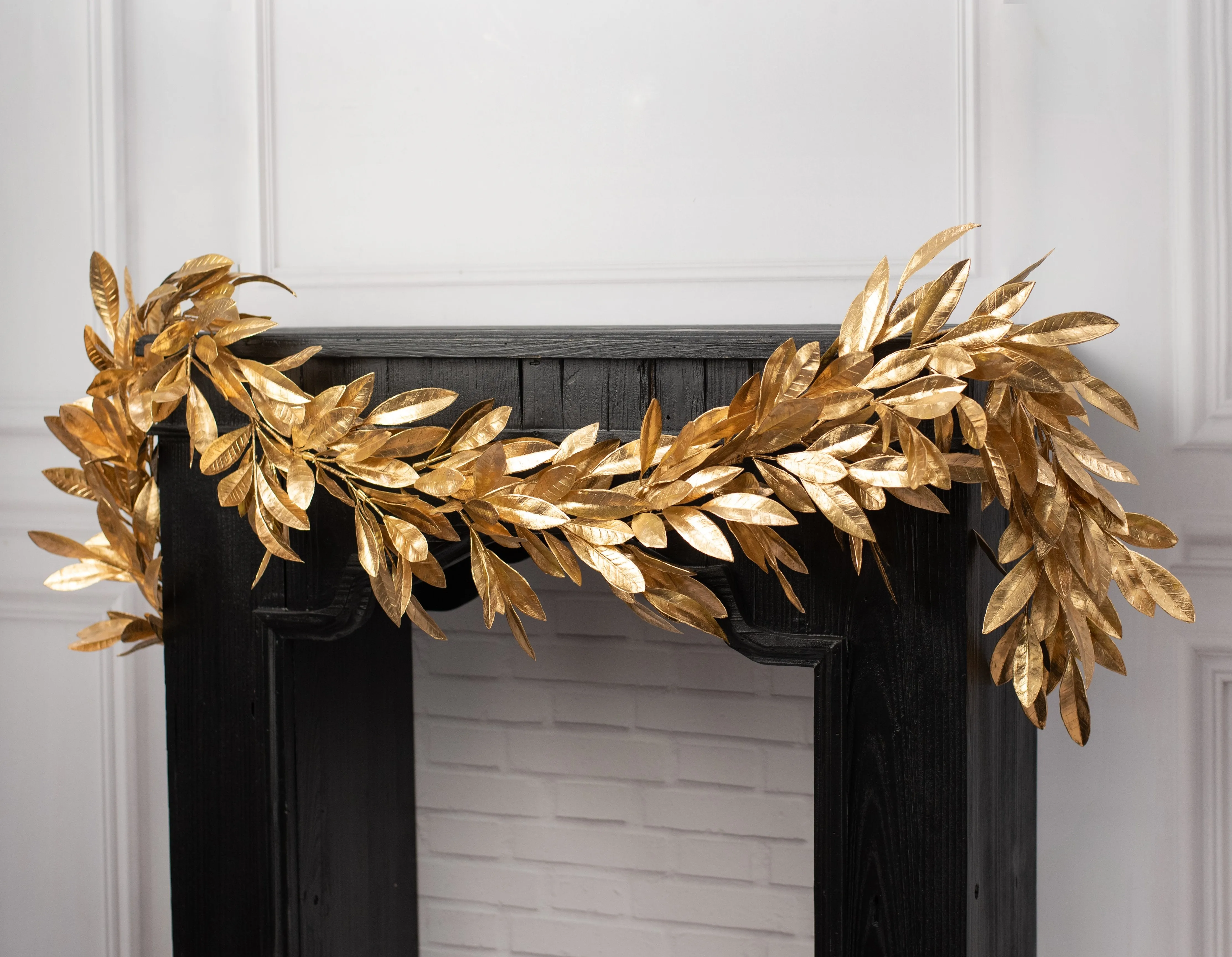 6' Metallic Bay Leaf Garland: Gold