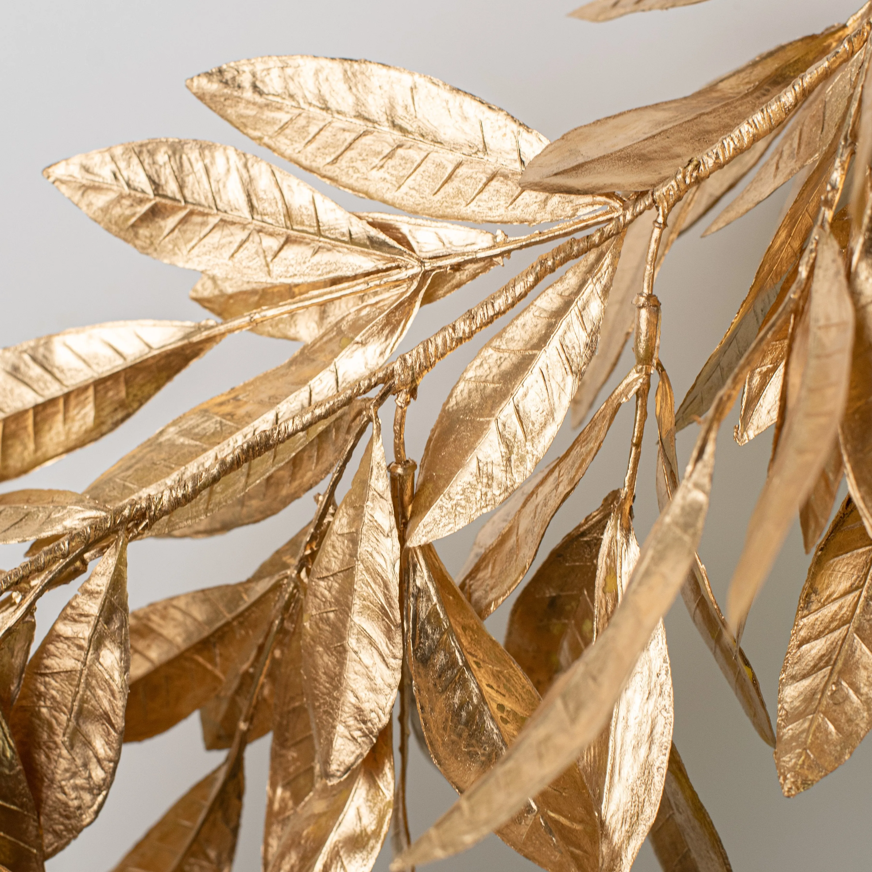 6' Metallic Bay Leaf Garland: Gold